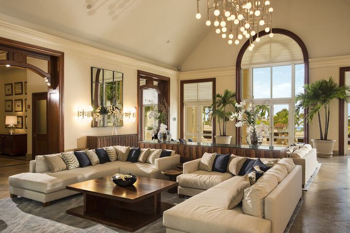 Guest Lobby