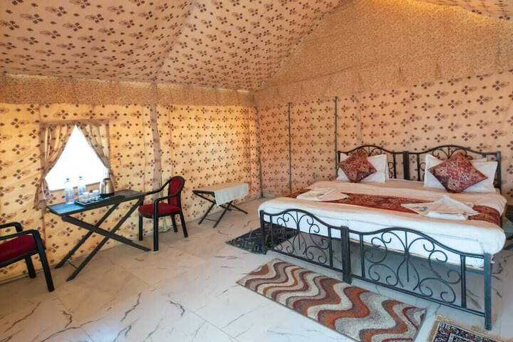 Room 10 of 22