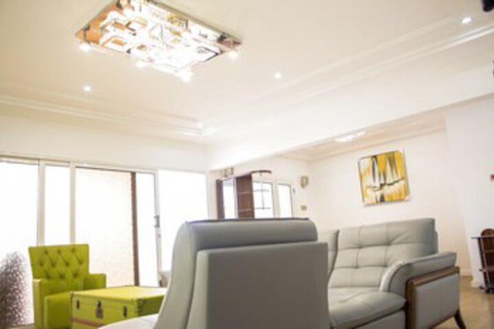 Room 14 of 27