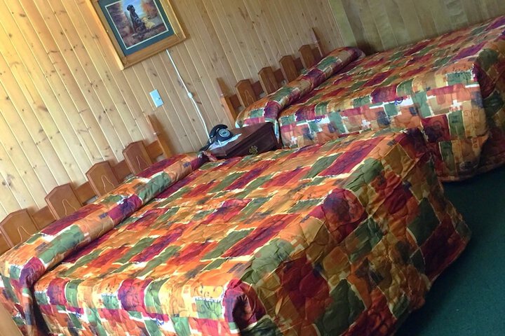 Room 7 of 70