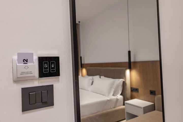Room 101 of 244