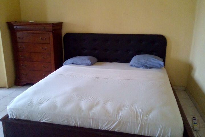Room 5 of 22