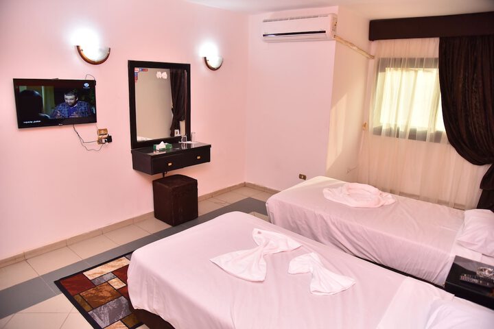 Room 16 of 58