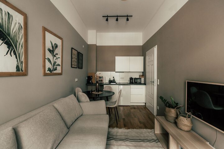 Room 185 of 289