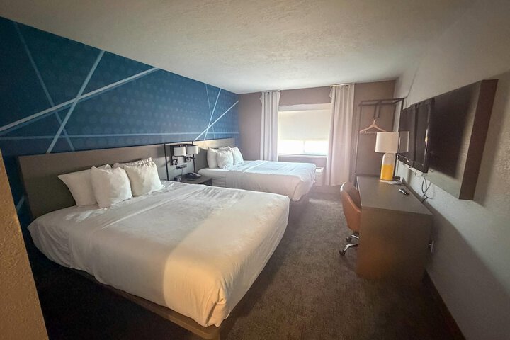 Room 26 of 53