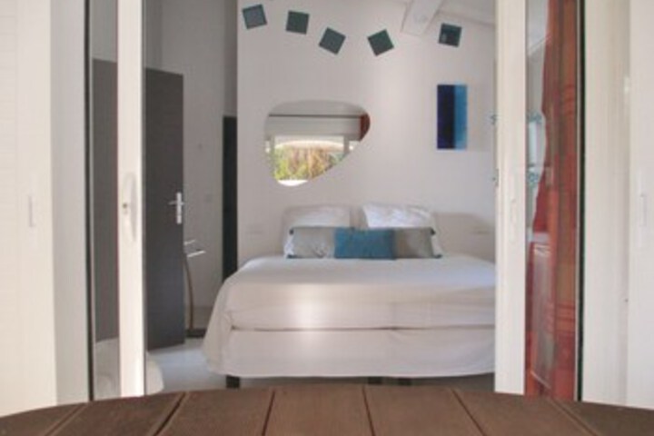 Room 49 of 55