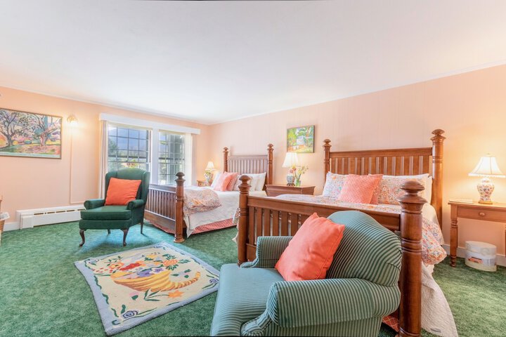Room 15 of 288