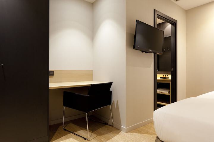 Room 12 of 56