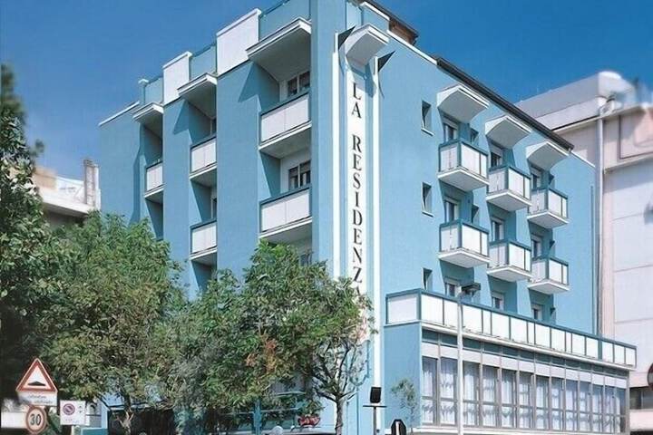 Hotel 41 of 42