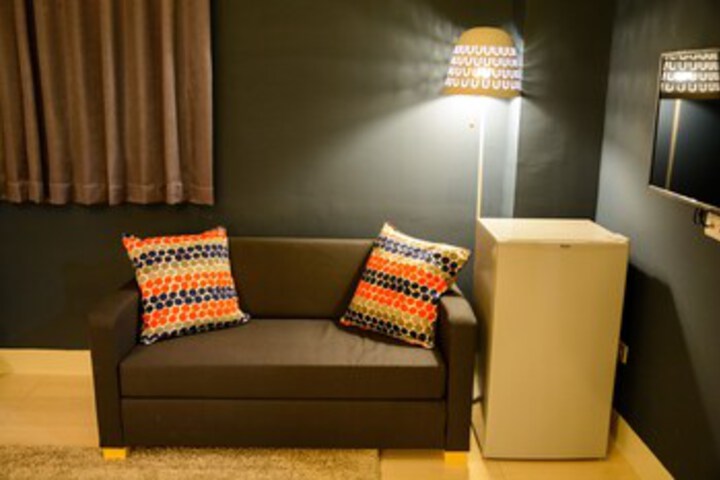 Room 9 of 43