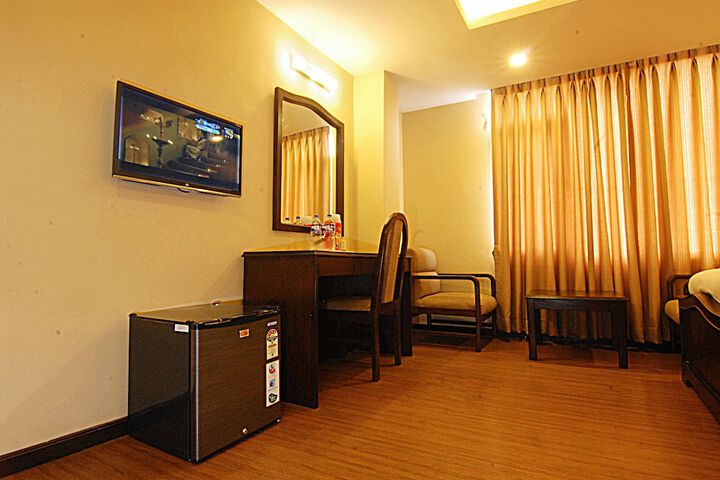 Room 19 of 36