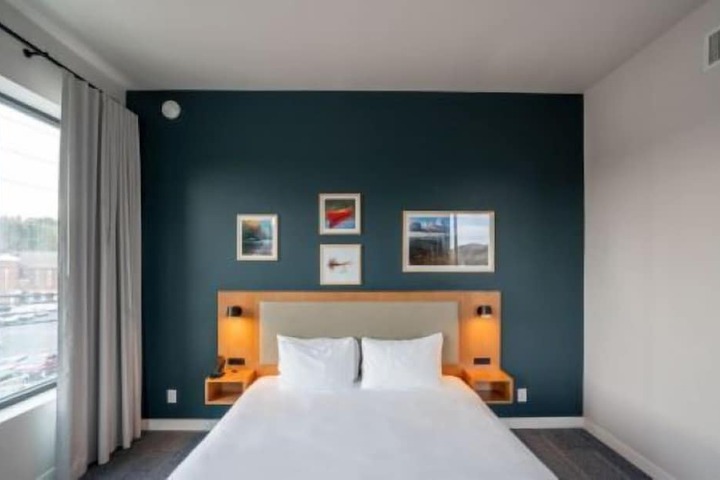 Room 8 of 49