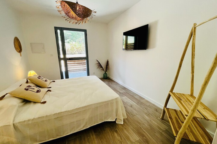 Room 6 of 46