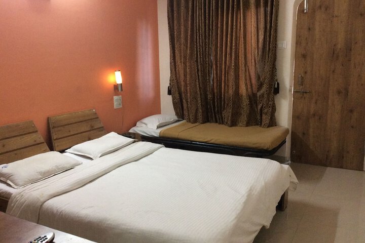 Room 4 of 57