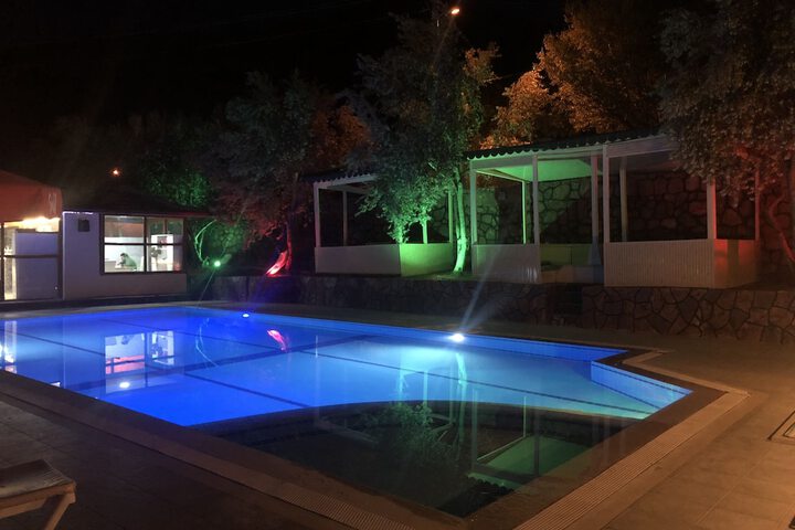 Hotel Exterior 46 of 61