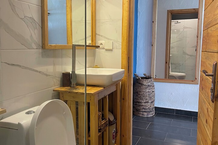 Room 60 of 135