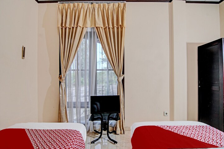 Room 16 of 30