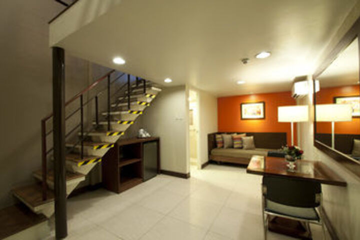 Room 63 of 73