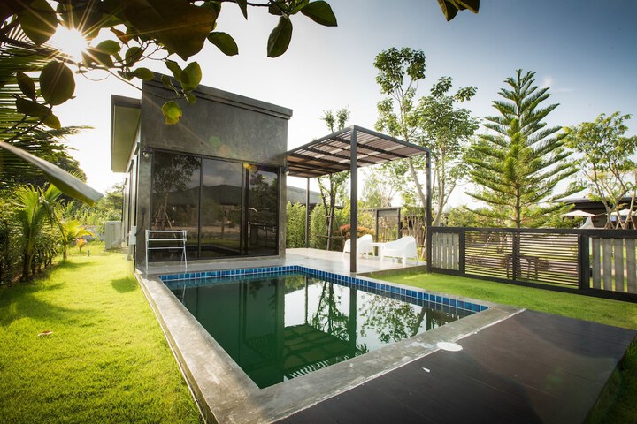 Pool 39 of 114
