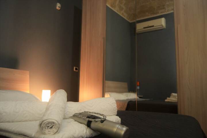 Room 18 of 20
