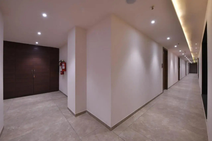 Room 13 of 20