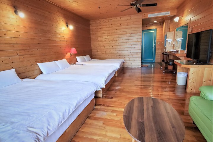 Room 16 of 59