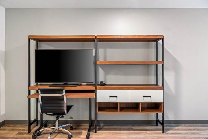Room 19 of 44