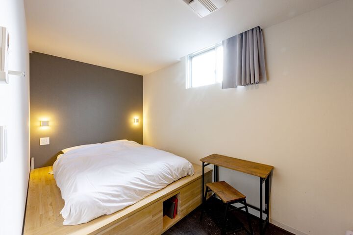 Room 5 of 56