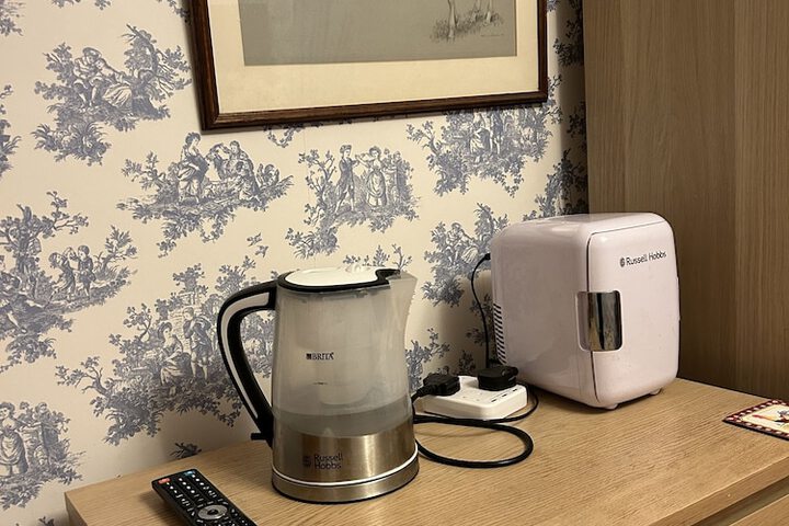 Room 4 of 26