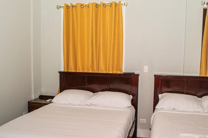 Room 2 of 16