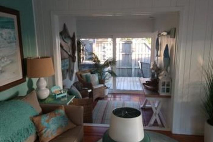 Room 14 of 27
