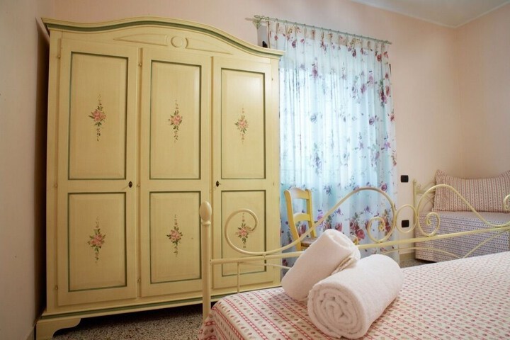 Room 9 of 45