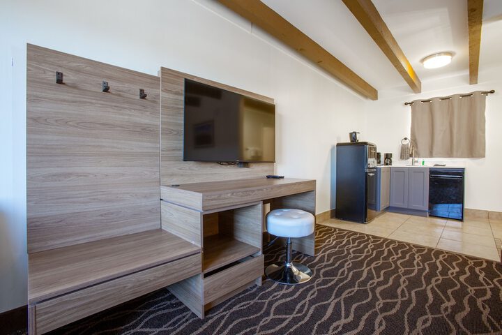 Room 13 of 45