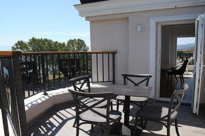 Terrace/Patio 34 of 37