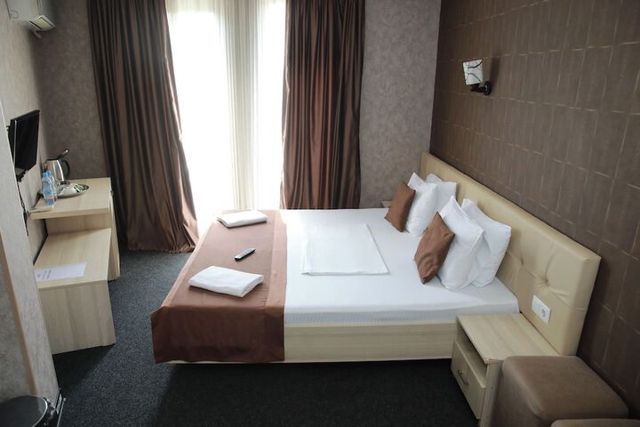 Room 17 of 45