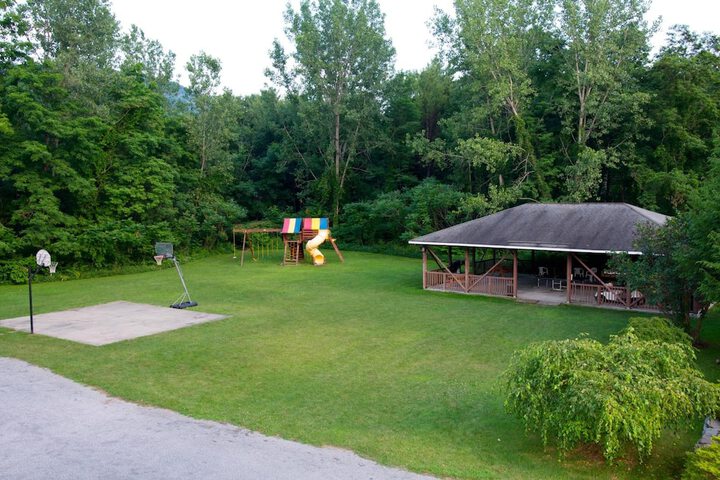 Property Grounds 48 of 57