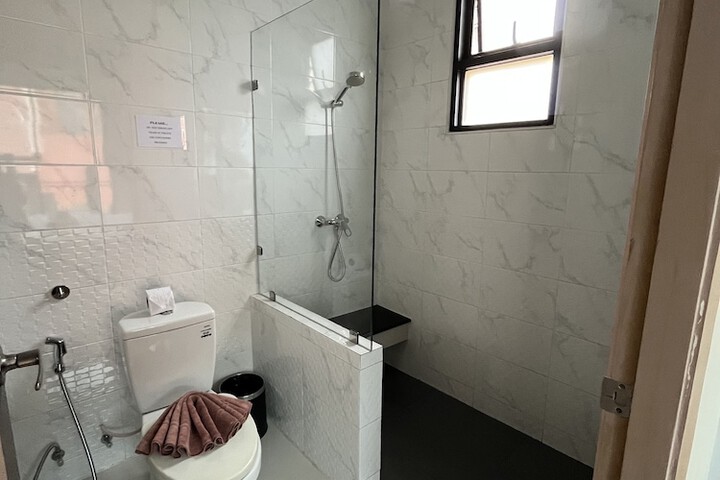 Room 17 of 20