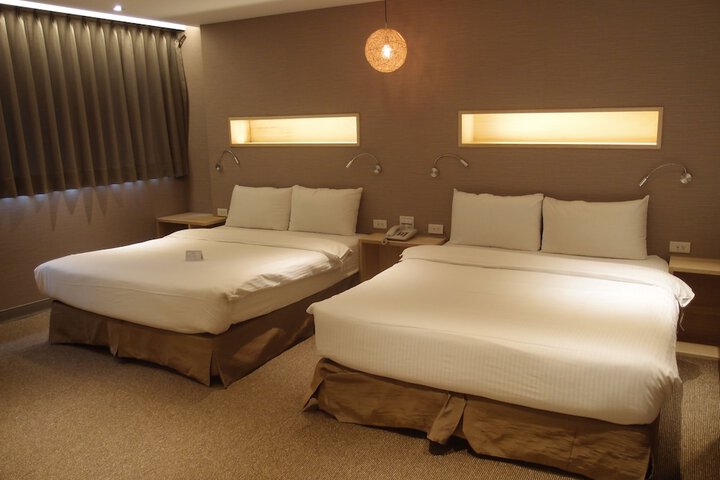Room 35 of 52
