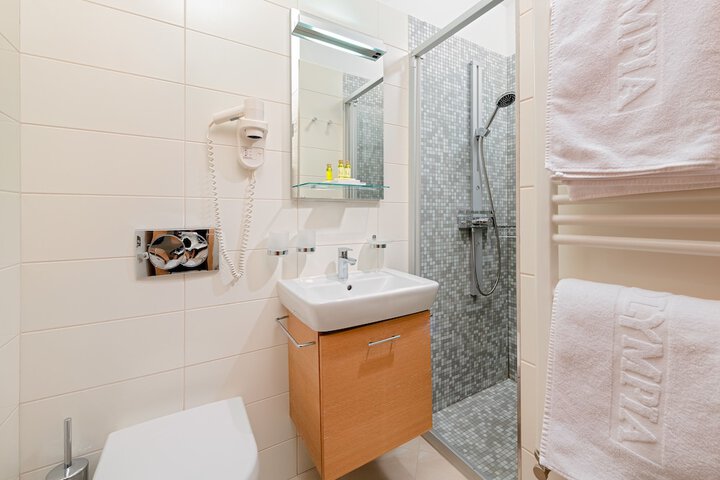 Bath Photo