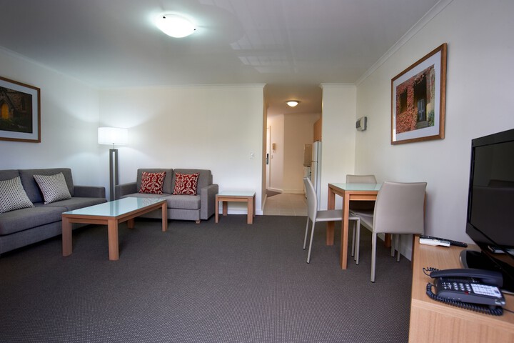 Room 21 of 36