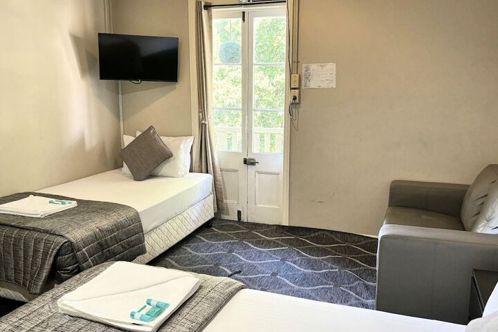 Room 10 of 45