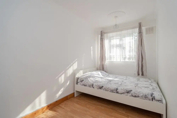 Room 2 of 12