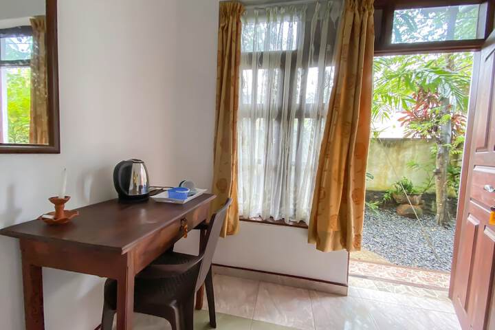 Room 8 of 38