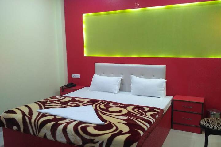 Room 22 of 50
