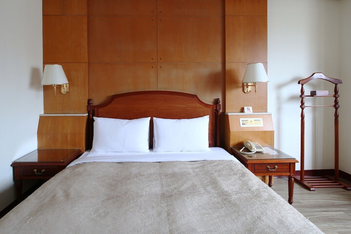 Room 14 of 56