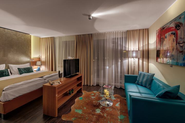 Room 64 of 121