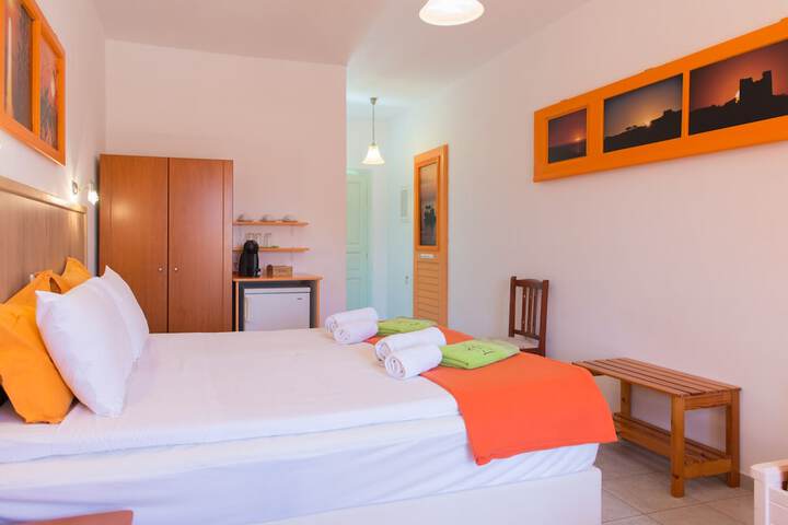 Room 54 of 195