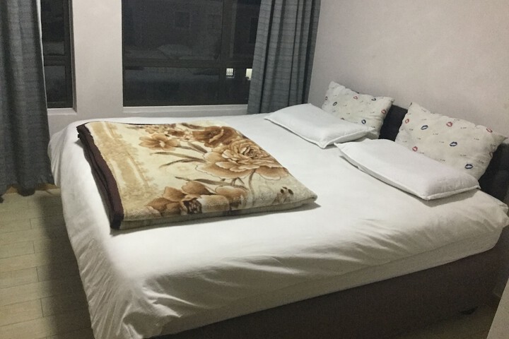 Room 7 of 38