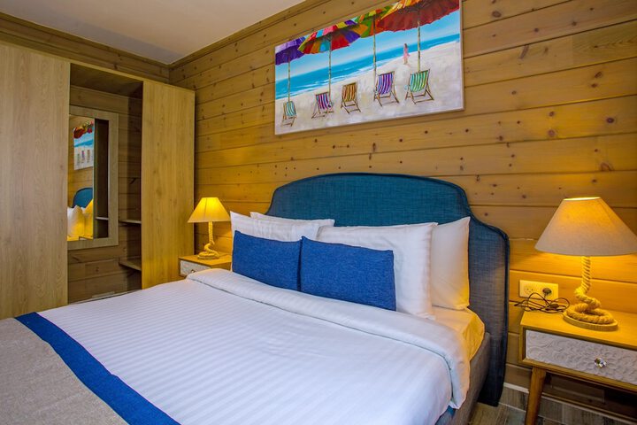 Room 5 of 21