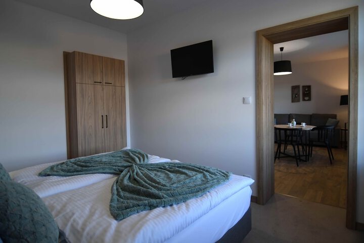 Room 2 of 57